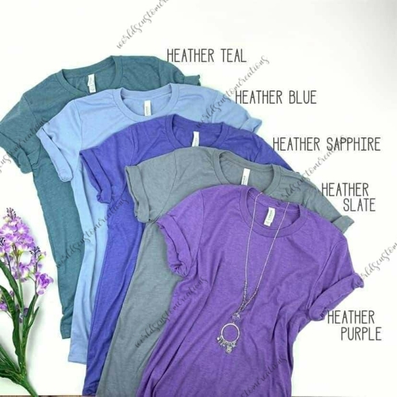 Womans Banned from mom groups tee - Picture 7 of 10